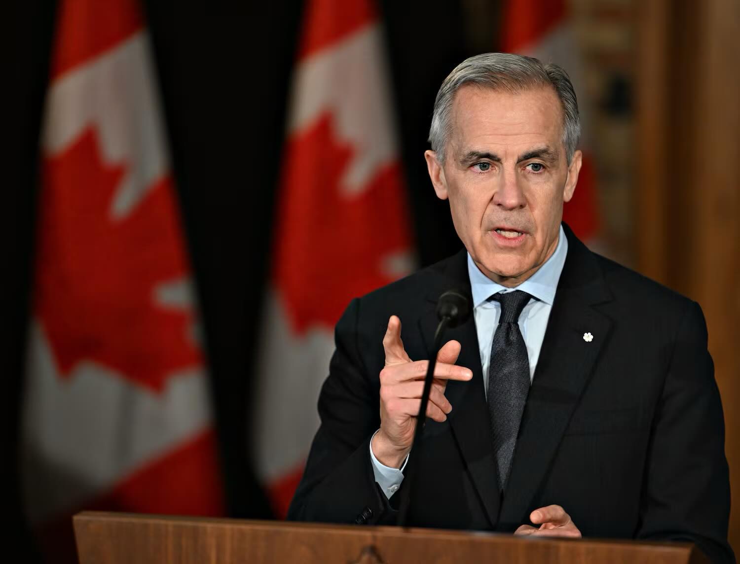 Mark Carney n’a pas de légitimité pour donner des leçons de démocratie