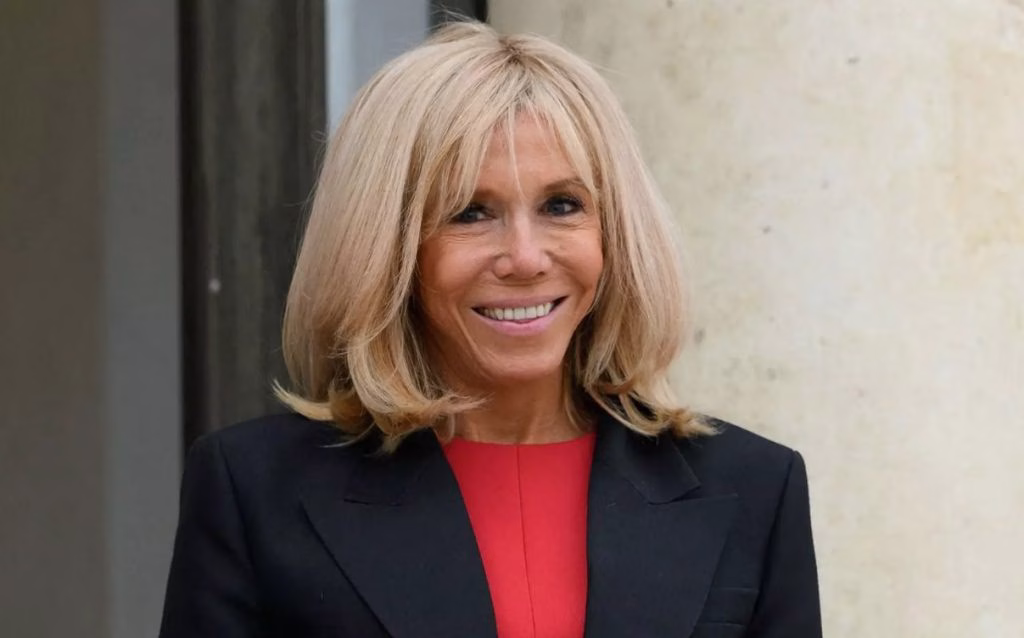 Brigitte Macron : pourquoi son frère n’a jamais répondu aux rumeurs qui disent que Brigitte et lui sont la même personne