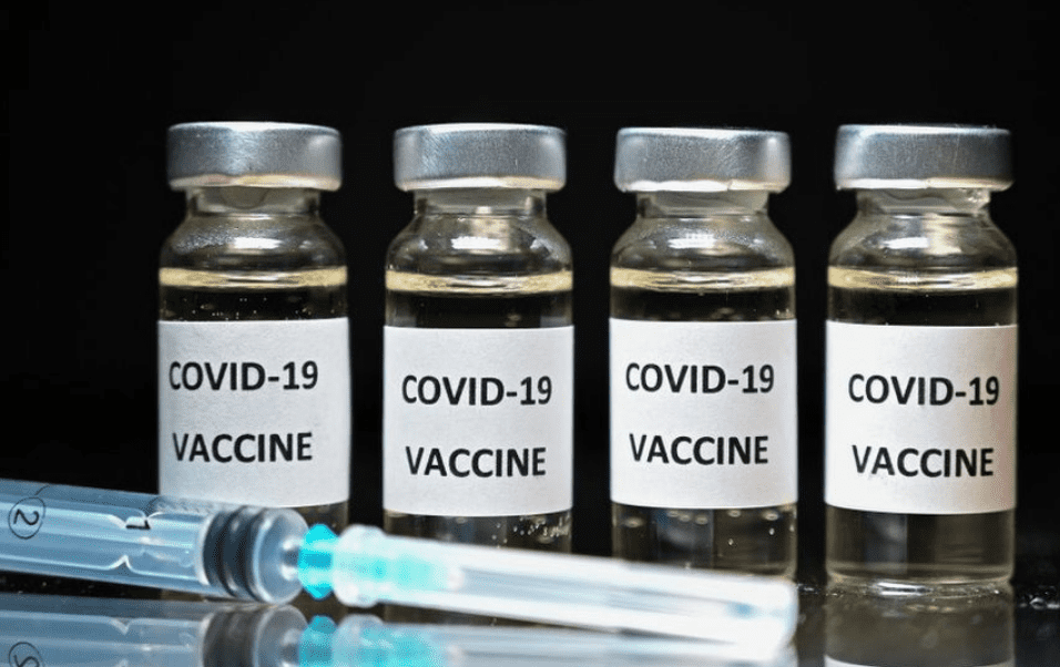 Les scientifiques admettent enfin que les vaccins contre la Covid sont moins efficaces