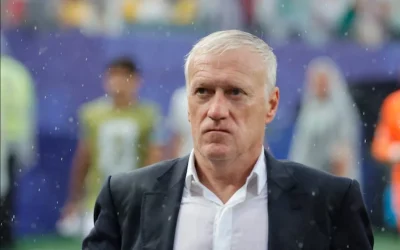 Charlie Hebdo suscite l’indignation après un dessin sur la mère de Didier Deschamps : « C’est ignoble… »