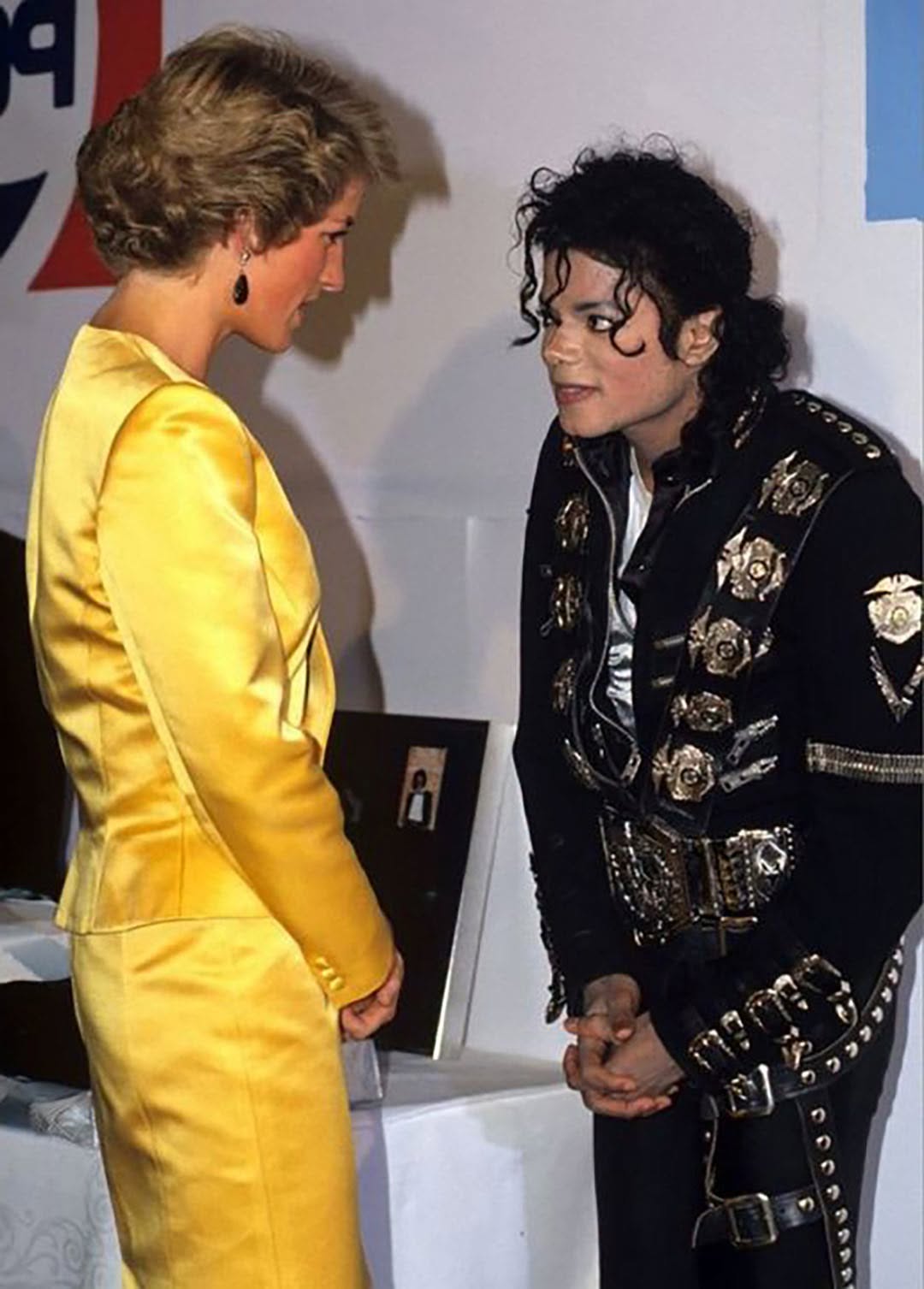 L’amitié secrète entre Lady Diana et Michael Jackson : une complicité au-delà des projecteurs