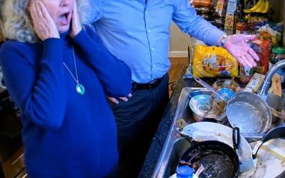 Un homme m’a invitée à dîner, mais à mon arrivée, il n’y avait rien à manger : l’évier débordait de vaisselle sale et des courses étaient éparpillées sur le plan de travail.