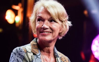 “Je ne pense pas que Patrick Bruel soit un prince charmant” : Brigitte Lahaie très honnête sur l’affaire